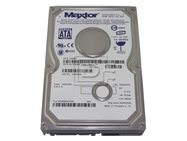 Maxtor 6Y080M0 SATA hard drives image 1