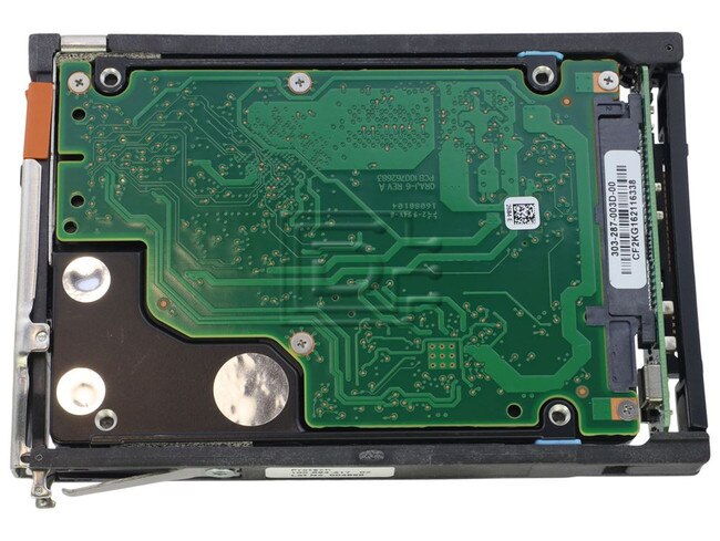 EMC D3-2S10-1200 005051632 118000459-02 1FF202-031 SAS Hard Drive Image 5 image