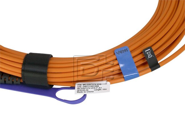 Nvidia MC220731V-005 câble de fibre optique 5 m QSFP Orange