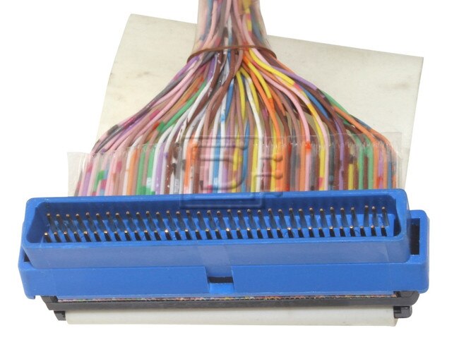 Amphenol CAB-SCSI-INT-HD68M-HD68M-U320-6C-1m-BN-OE SCSI Ribbon Cable Internal image 2