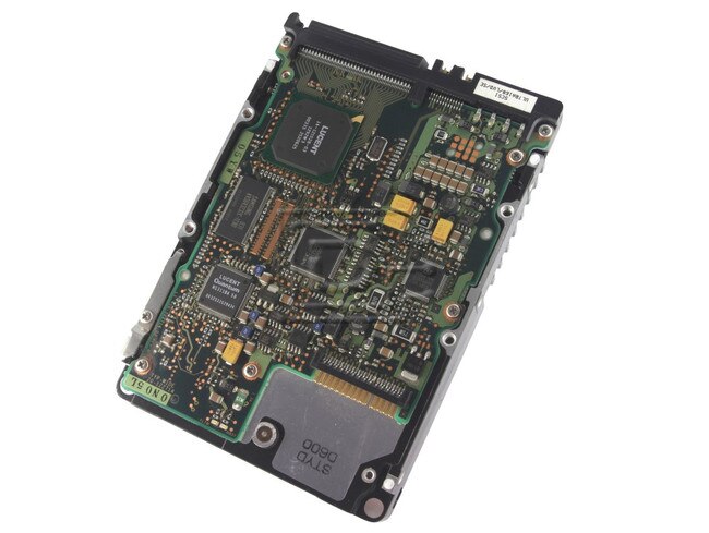 QUANTUM TY18L461 SCSI Hard Drive Image 2 image