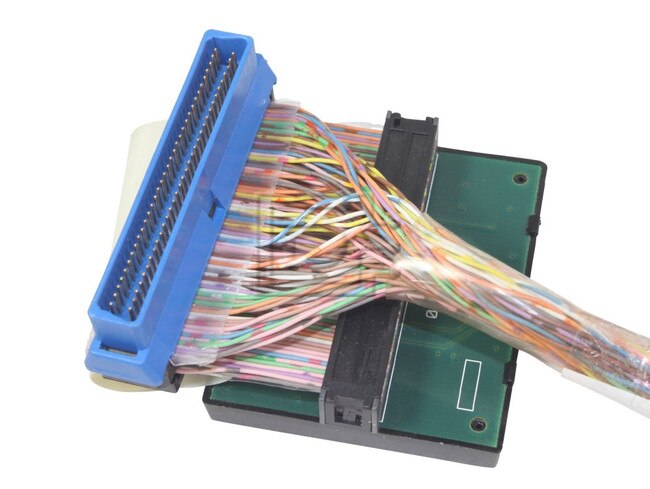 Dell UJ338 0UJ338 SCSI HD68 4 Drop Cable Terminator image 2